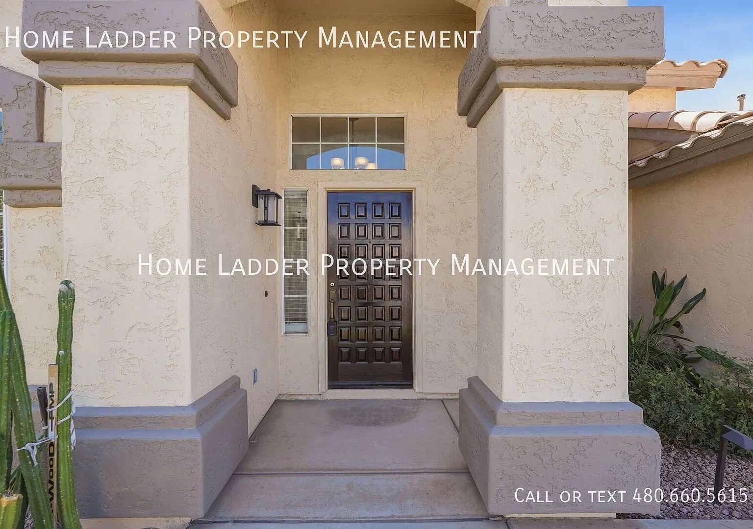 Spacious Ahwatukee Home with Private Pool & 3-Car Garage! — Photo 4
