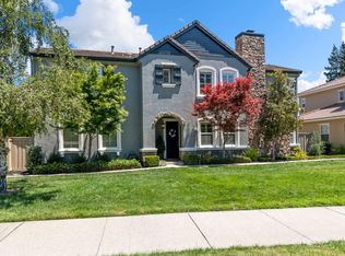 7912 Collins Isle Ln, Sacramento, CA