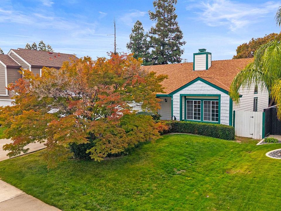 1st image of 8170 Derbyshire Cir