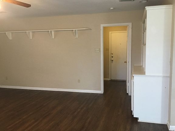 4th image of 1504 River Birch Dr