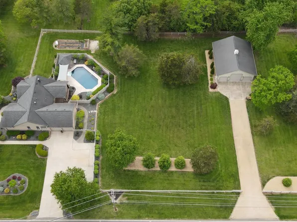 621 Boyle Rd, Hamilton, OH 45013