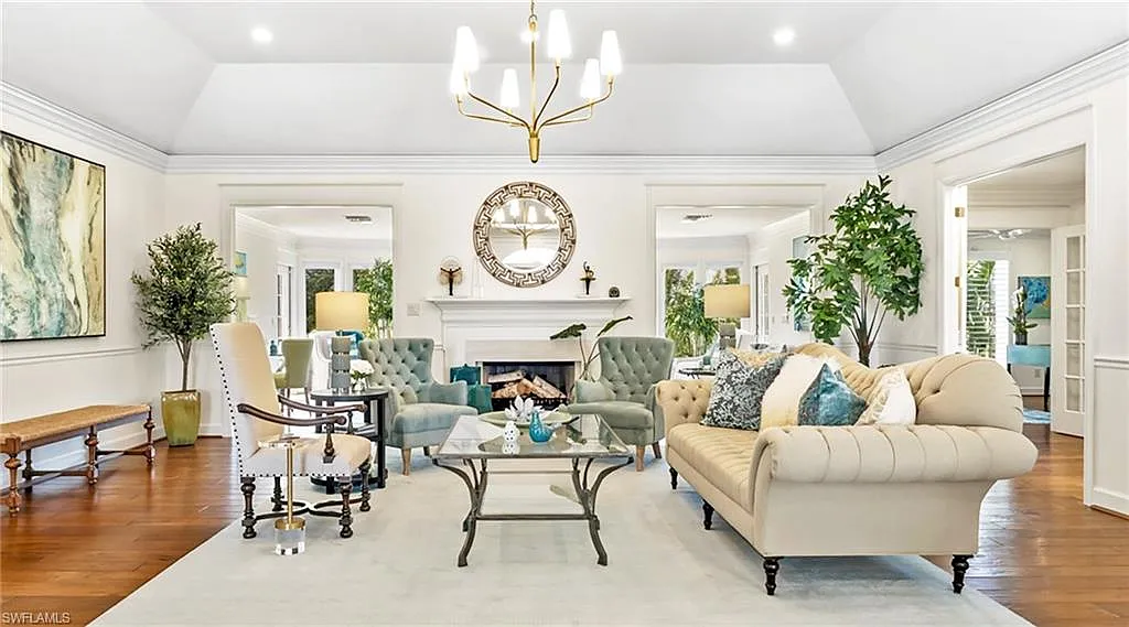 4 bed, 4.5 bath, 3797 sqft, $45,000 — Photo 4