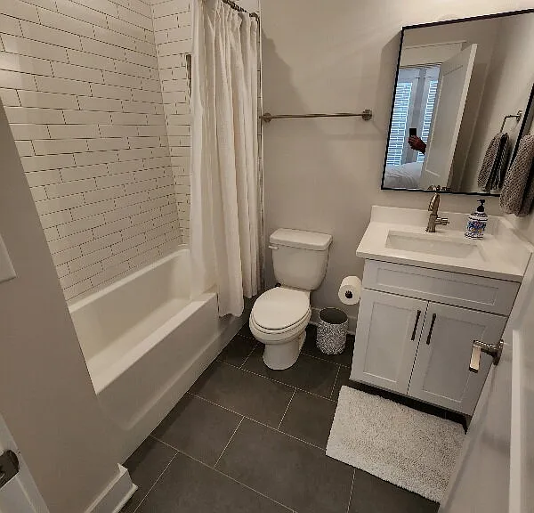 530 Edwin St #22 — Photo 25