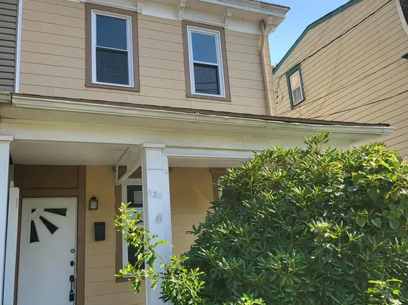 830 Columbus Rd, Burlington, NJ 08016