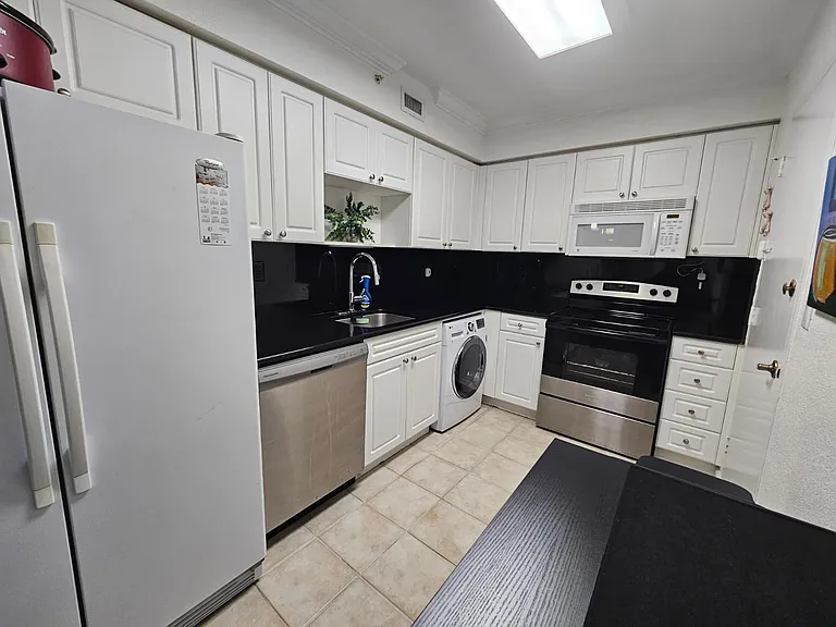 2501 S Ocean Dr #929 — Photo 12