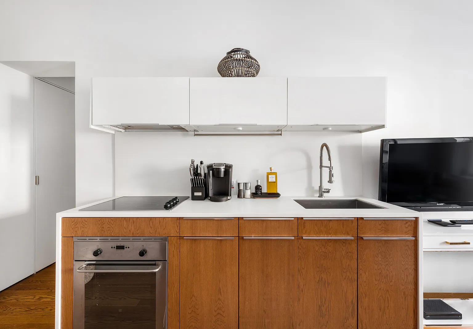 234 East 14th Street — Photo 4