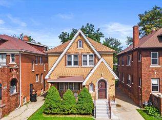 16554 Fairfield St, Detroit, MI 48221