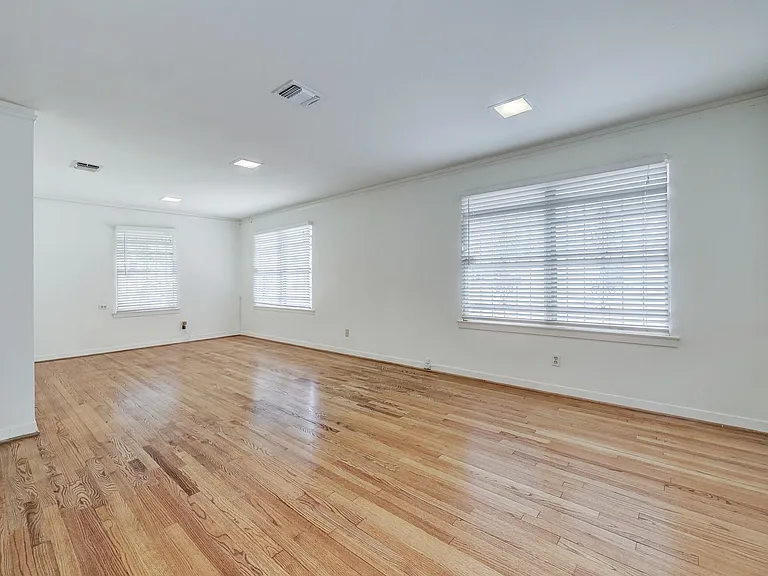 4002 Portsmouth Ave — Photo 13