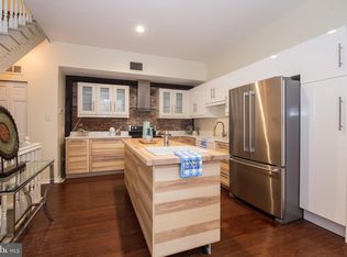 736 Pine St #E, Philadelphia, PA 19147