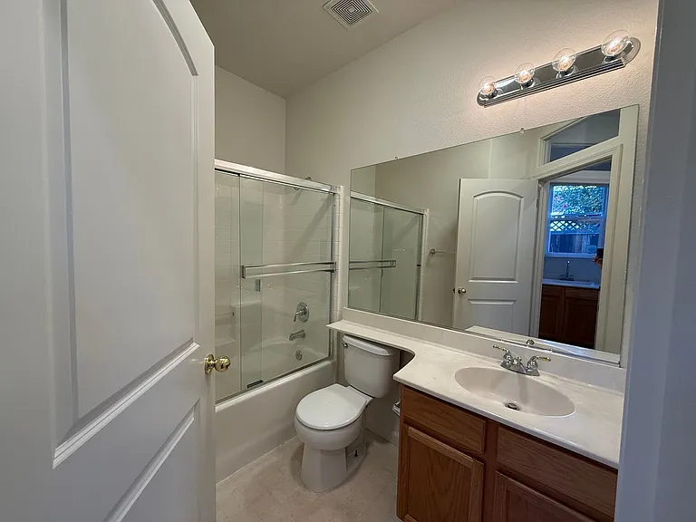 3904 Crescendo Ln — Photo 24