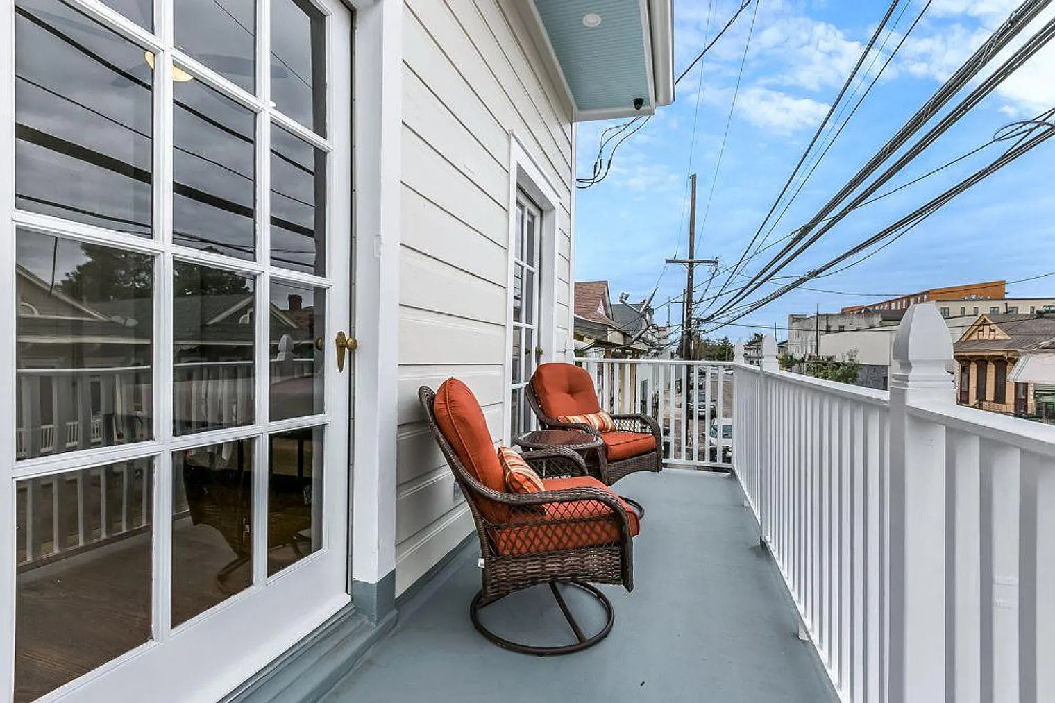4 bed, 3.0 bath, 1743 sqft, $7,561 — Photo 2