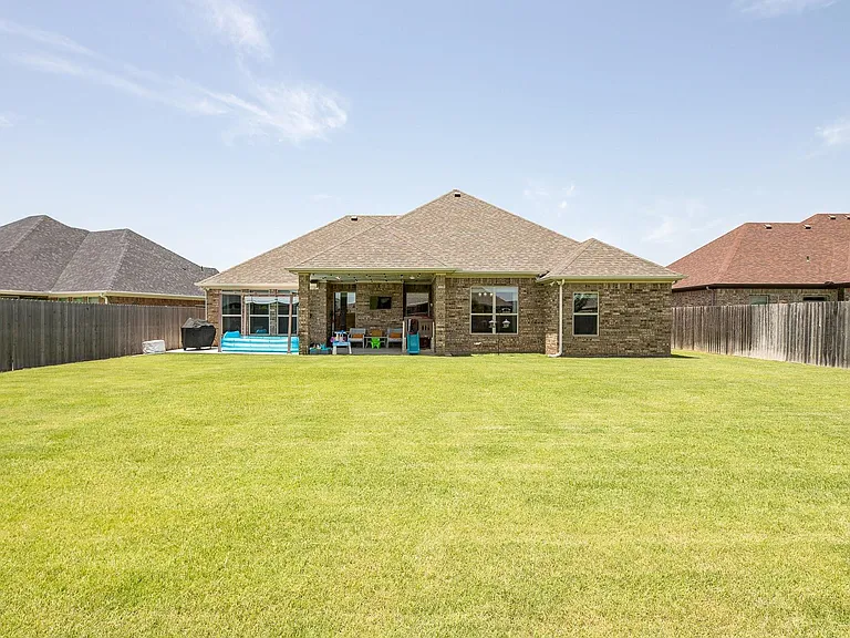 4811 Saddleback Ln — Photo 28