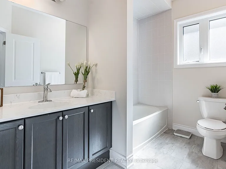 16 Monarch Dr — Photo 31