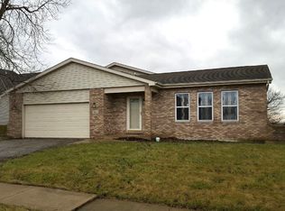 611 Clover Ln, University Park, IL