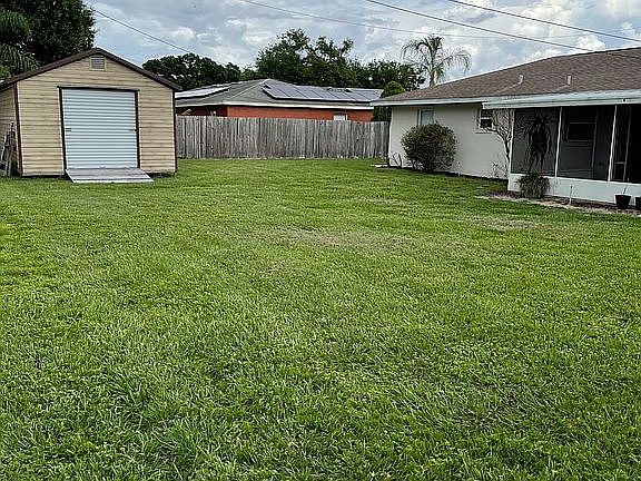 2nd image of 4736 Fleetwood St