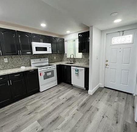 4th image of 8200 Sunrise Lakes Blvd APT 201