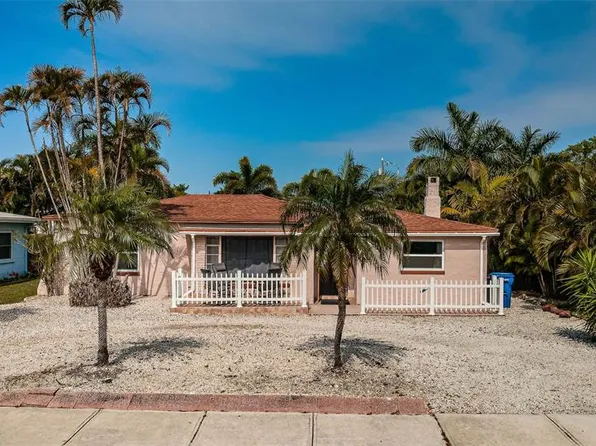 703 Pruitt Dr, Madeira Beach, FL 33708