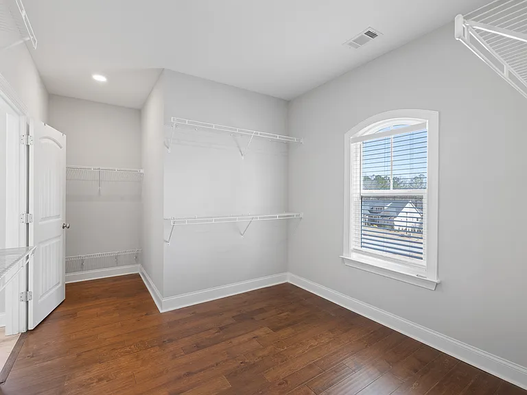15 Hollyhock Ln — Photo 11