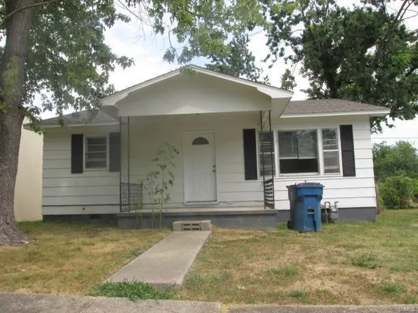 108 N Miller St, Bloomfield, MO 63825