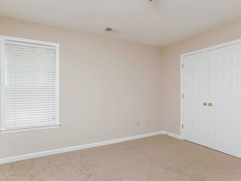 3924 Tamara Dr — Photo 12