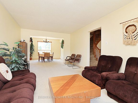 2nd image of 48 Ashfield Dr