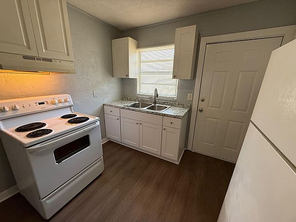 4th image of 1405 Lotela Ave #2/1