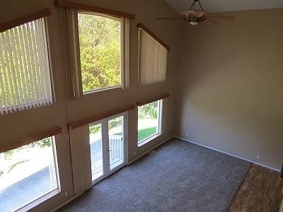 Large windows, amazing views!