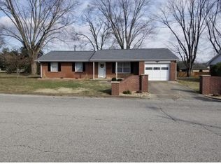 907 S Main St, Brownstown, IN