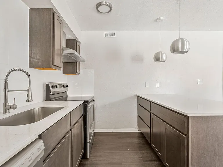 Terraces at Nichols Hills Renovated Two-Bedrooms — Photo 15