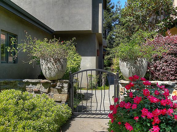 4th image of 1219 Winerose Ct