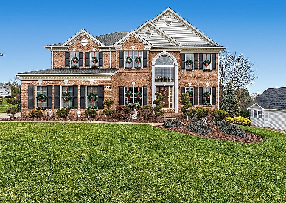 1st image of 1105 Runnymede Ln