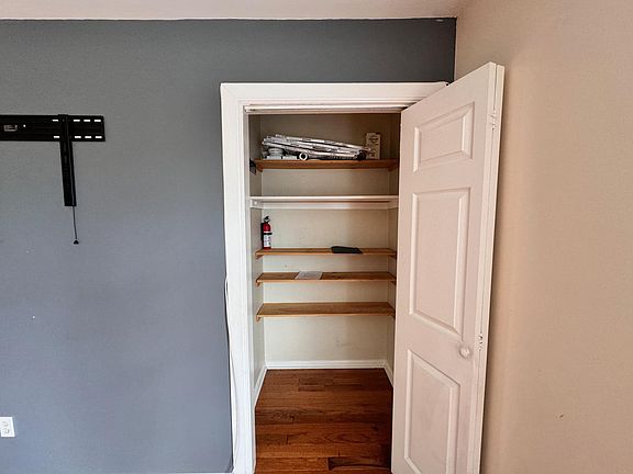 5th image of 95 N Main St #1