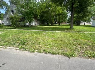 1521 Matheny Ave, Springfield, IL 62702
