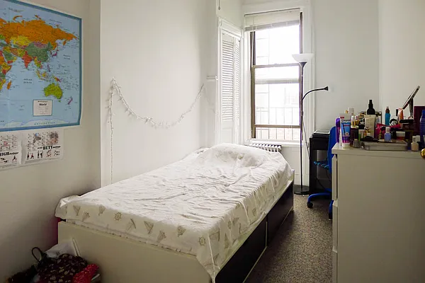 Rented by Corcoran | media 7