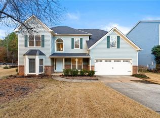 7124 Big Woods Dr, Woodstock, GA 30189