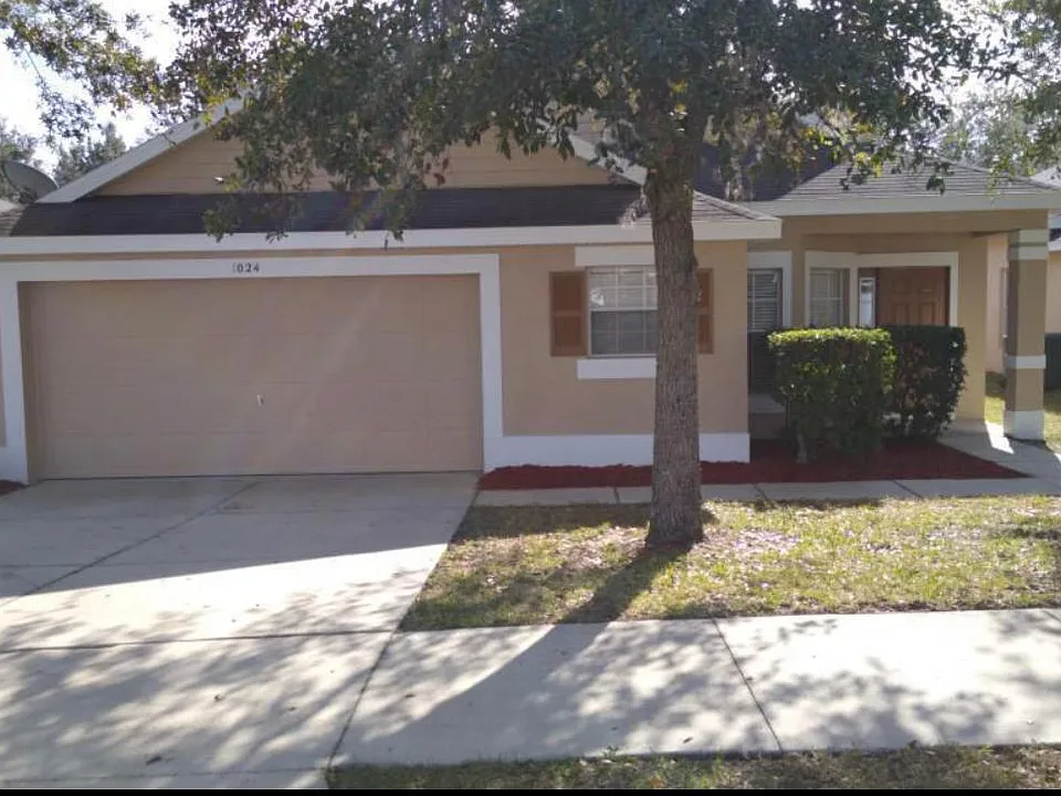 1024 Longville Cir