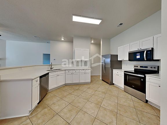 3rd image of 11141 Pleasant Wood Ln