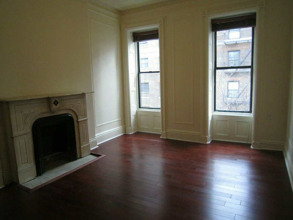1st image of 419 W 44th St APT 4E