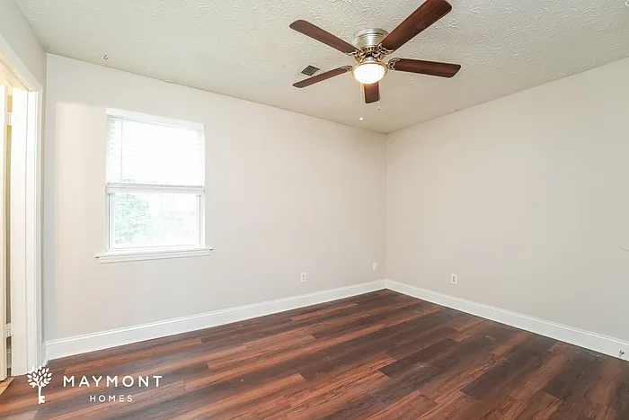 612 Ralph Rd SE — Photo 9