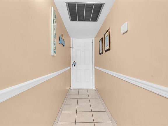 5th image of 19610 GULF BOULEVARD #308