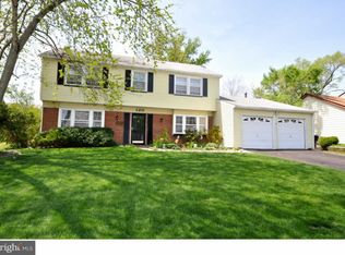 120 Edge Ln, Willingboro, NJ 08046