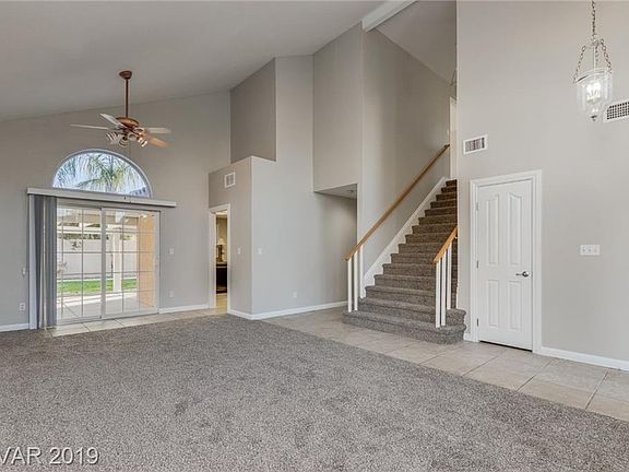 4th image of 1631 Running Creek Dr