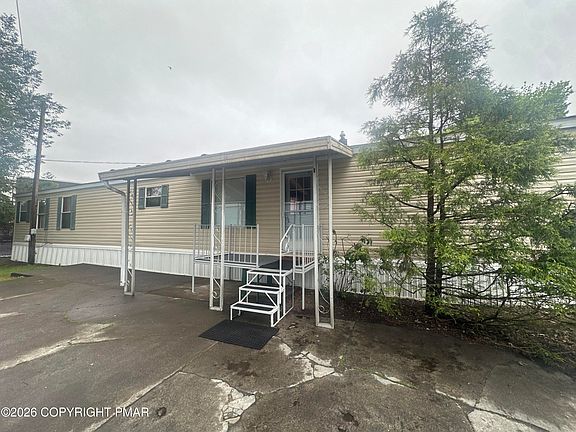 2nd image of 247 Kims Way