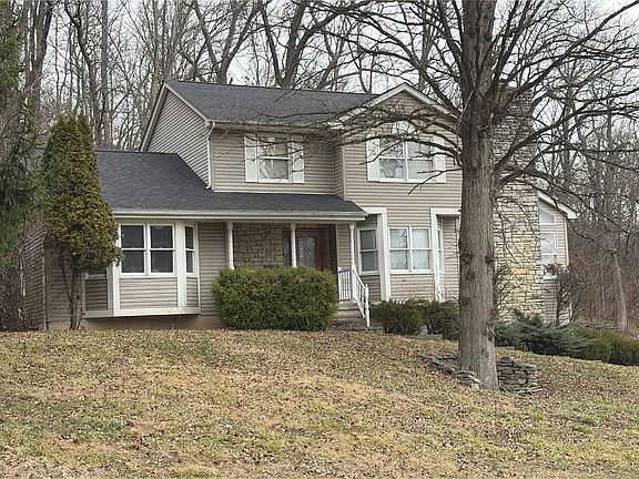 3rd image of 1286 Indian Woods Trl