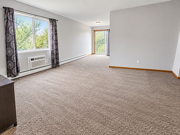 3rd image of 5841 Transit Rd APT 4
