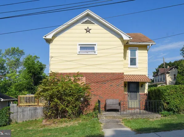 61 S Grant St, Frostburg, MD 21532