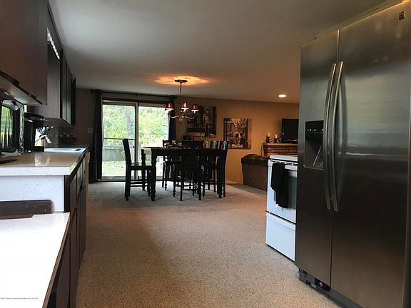 5th image of 32749 Donnelly St