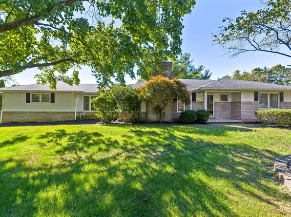 5063 Sharon Hill Dr, Columbus, OH 43235