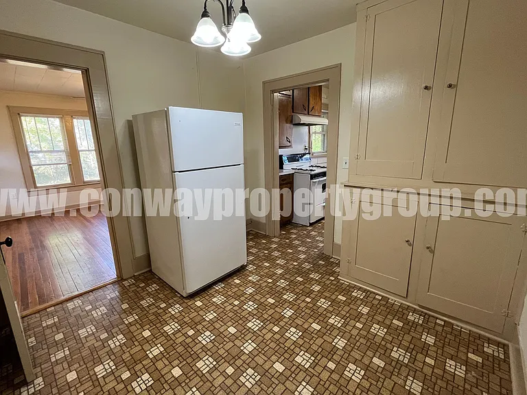 1616 Independence Ave — Photo 2