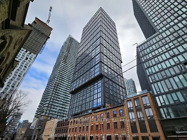 82 Dalhousie St, Toronto, ON